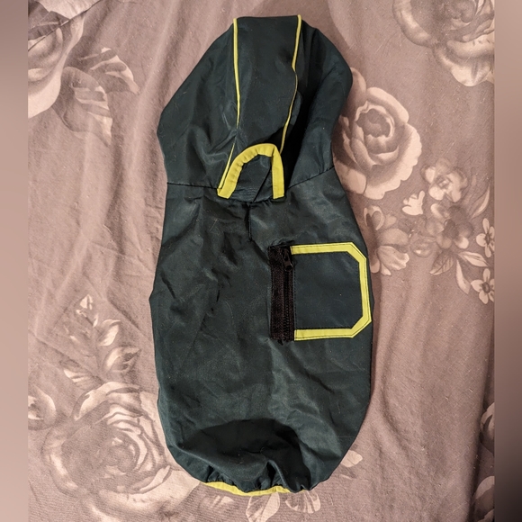 🌟 3/$20🌟 Small Dog Jacket With Hood - Picture 1 of 10